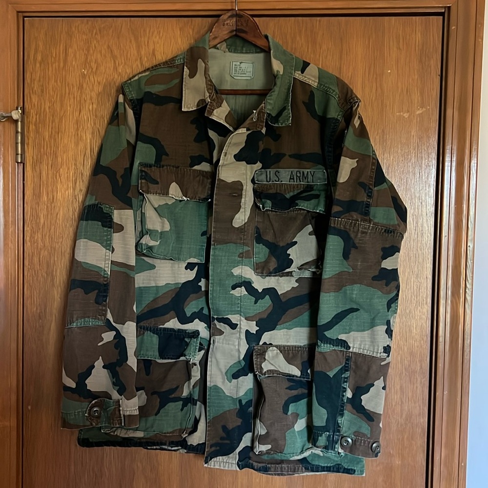VINTAGE ARMY FIELD JACKET